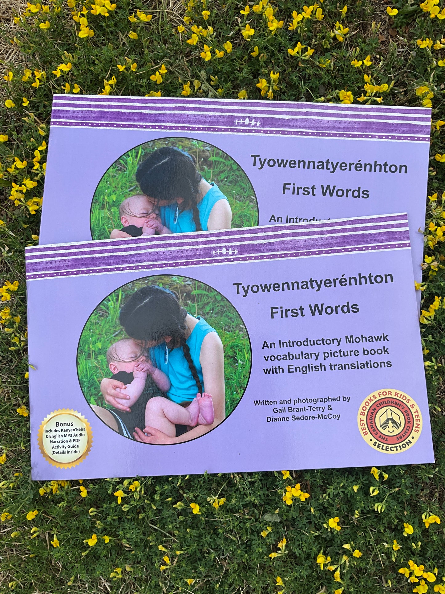 Tyowennatyerénhton First Words Book