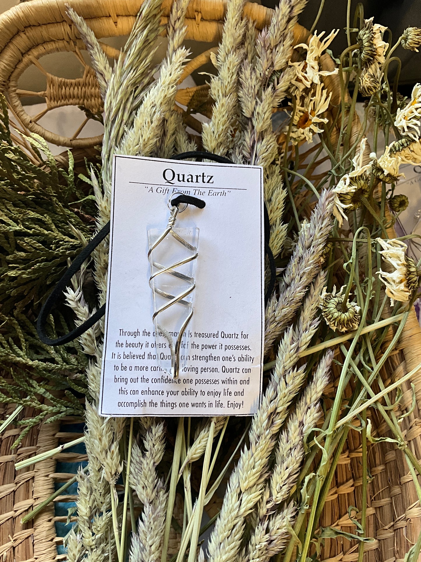 Quartz- Necklace spear