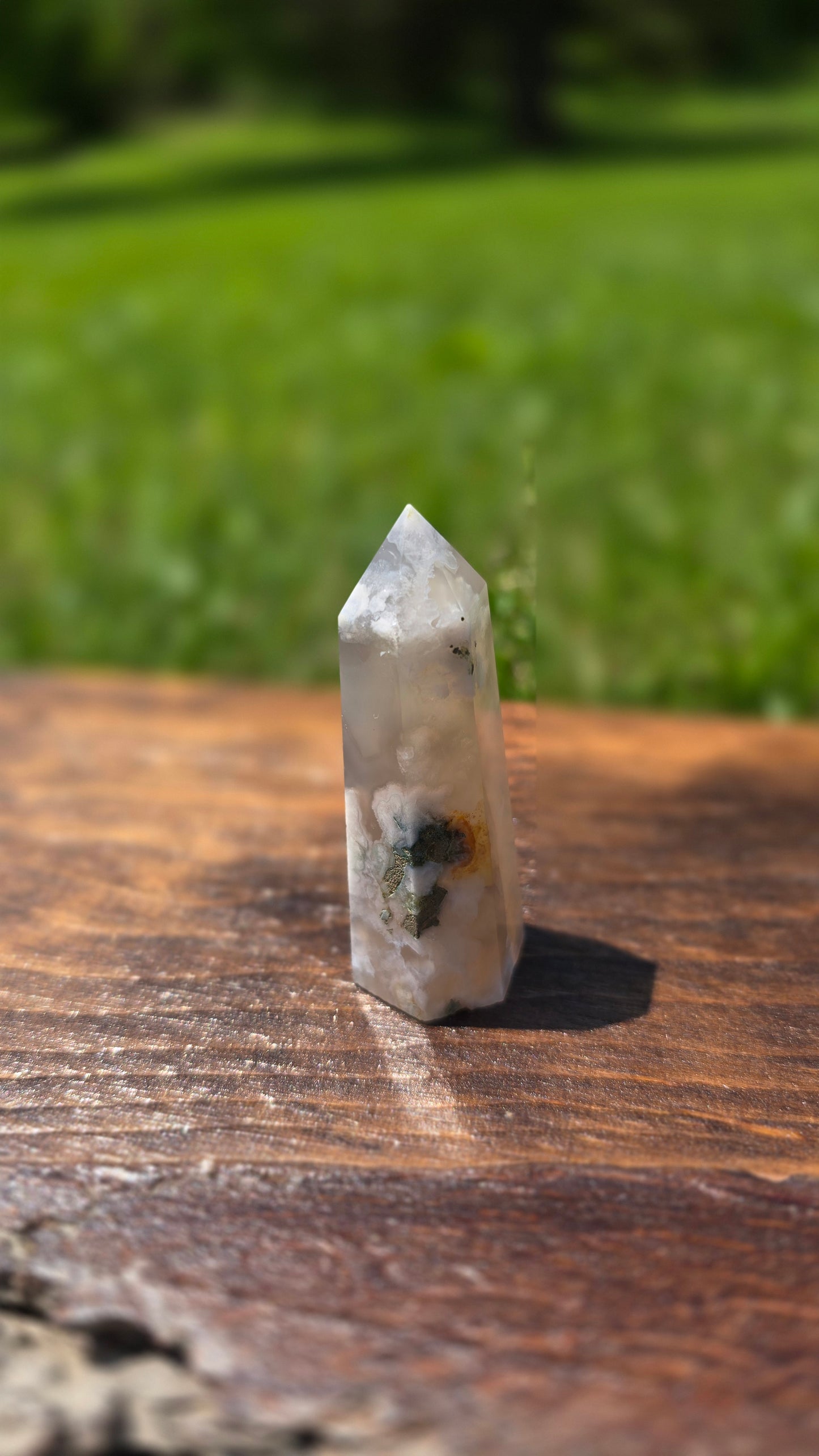 Flower Agate Point