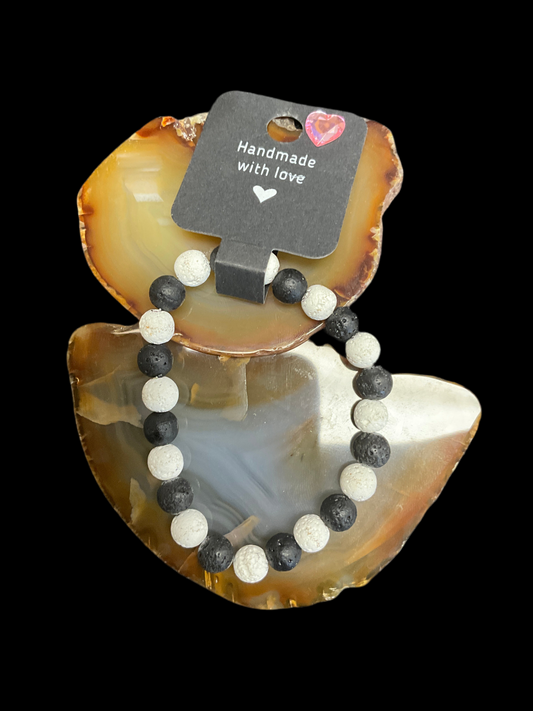 7 3/4in Black & White Lavastone Beaded Bracelet