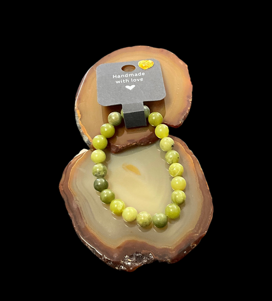 6 3/4in Jade Beaded Bracelet