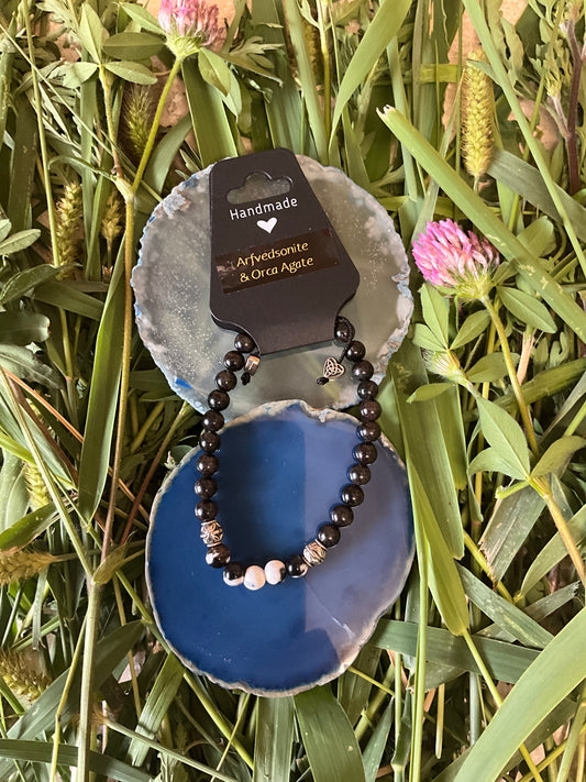 Influential Vibrations: Adjustable Bracelet - Arfvedsonite & Orca Agate