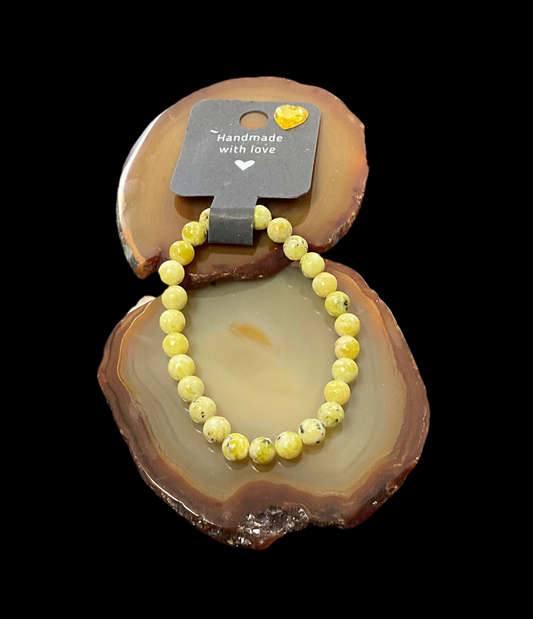 6 3/4in Kiwi Jasper Beaded Bracelet