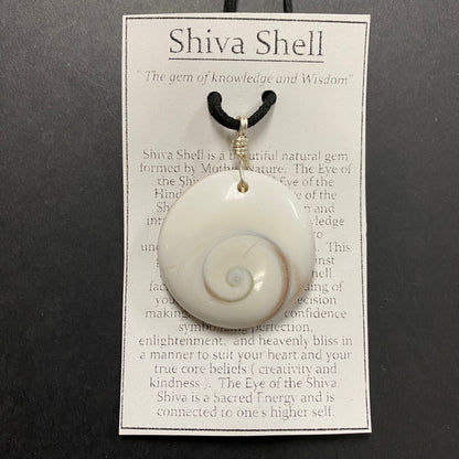 Shiva Shell Round Necklace