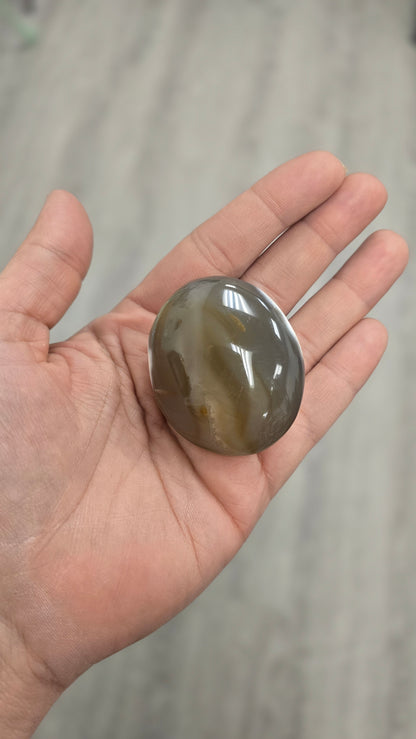 Orca Agate Palm Stone