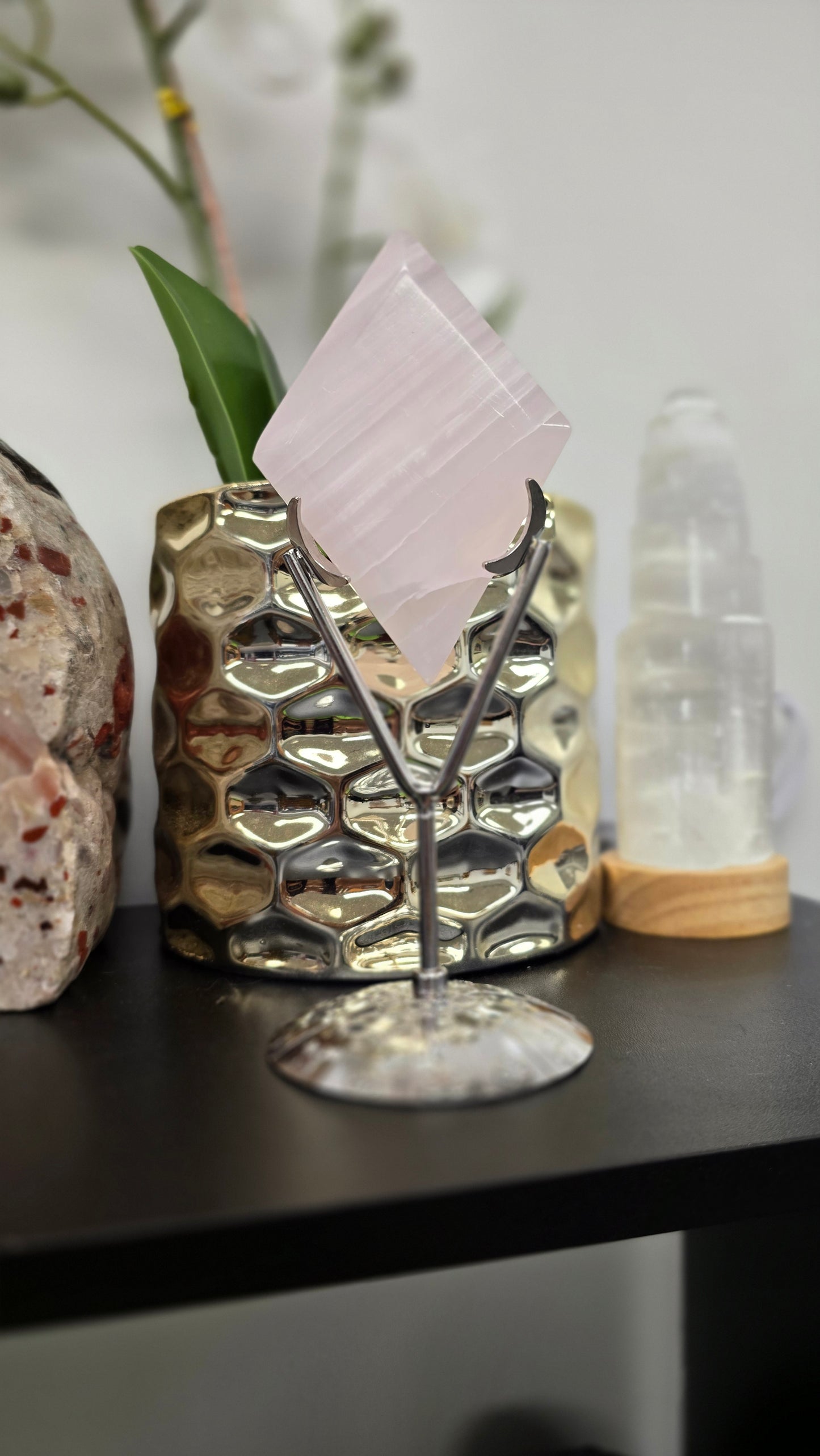 Pink Mangano Calcite Beveled Rhombus with Stand