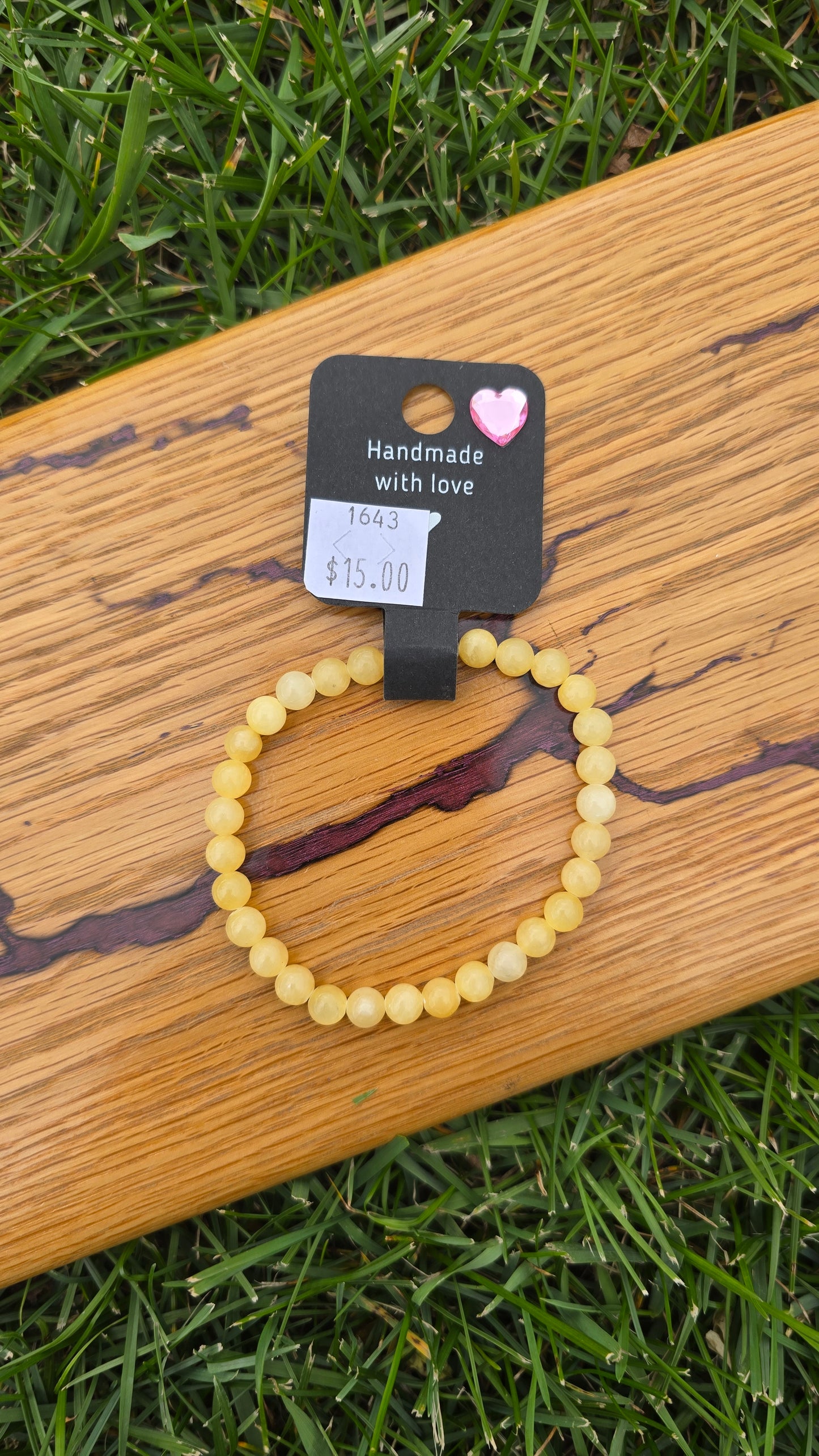 7 3/4" Yellow Jade Bracelet