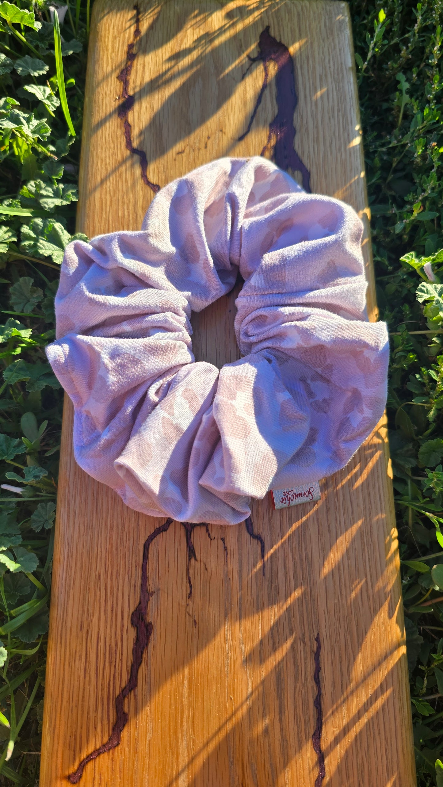 Scrunchies - by Scrunchie Love