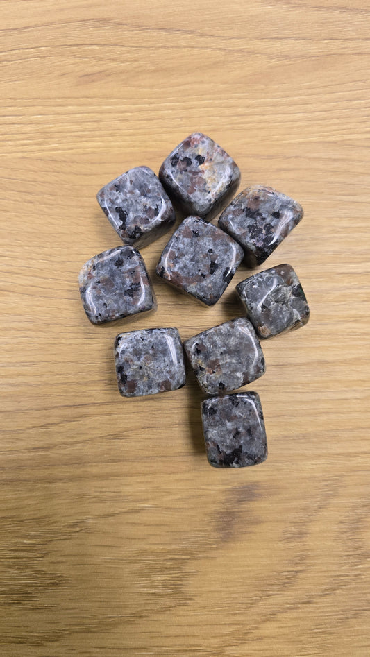 Yooperlite Cubes