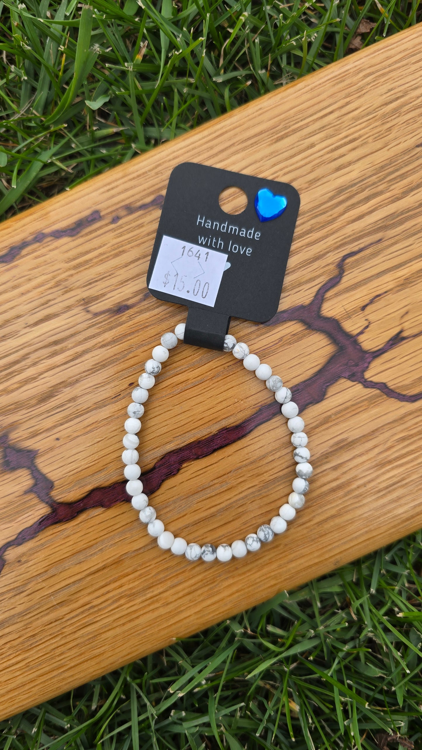 7 1/4" Howlite Bracelet